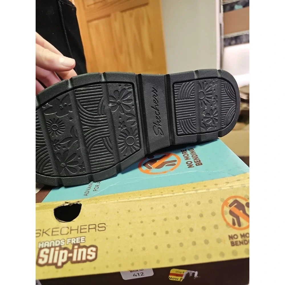 Skechers Black Suede Mid-Calf‎ Snow Boots Pull On Cozy  Women's Rubber Sole 6.5